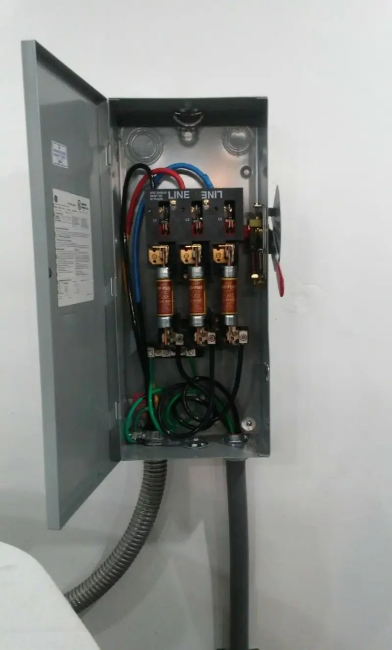 Three-phase disconnect switch installed for Electrical Wiring & Rewiring in Manila